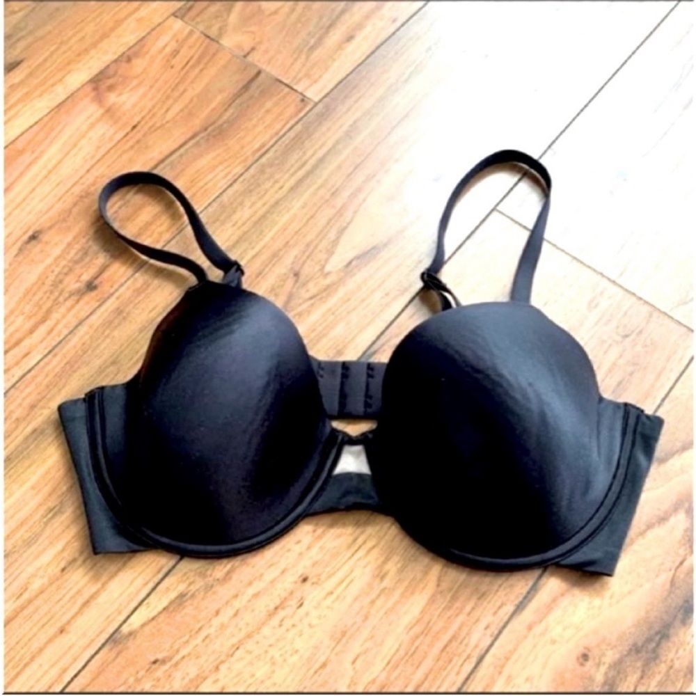 NWOT Maidenform Black Bra